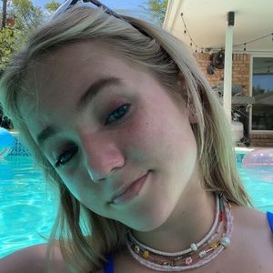 Meet your Posher, Marcella